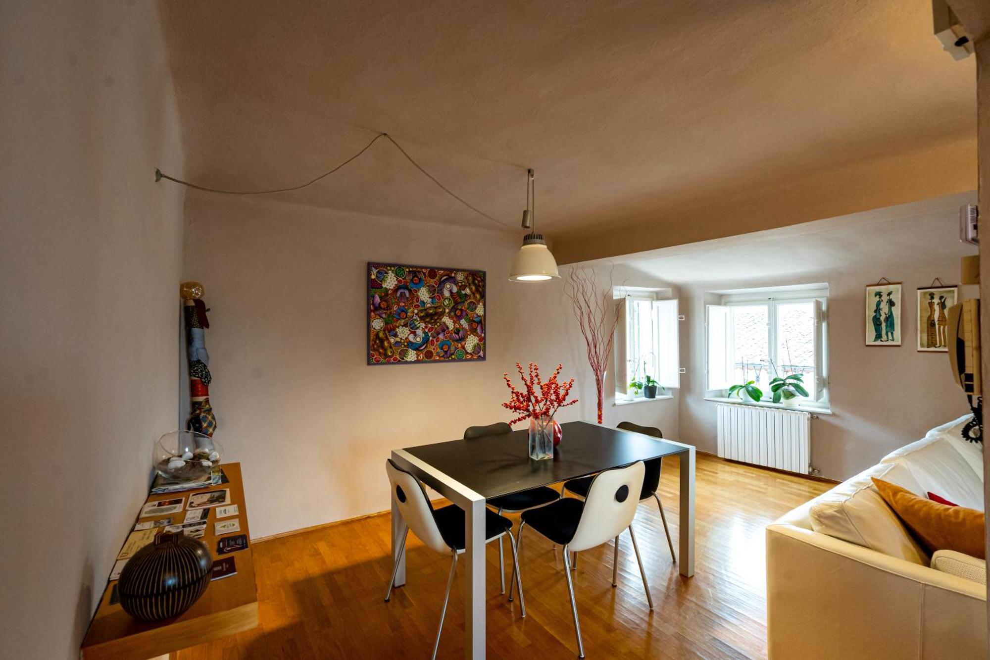Cozy Apartment With A View On The City Walls Lucca Exterior foto