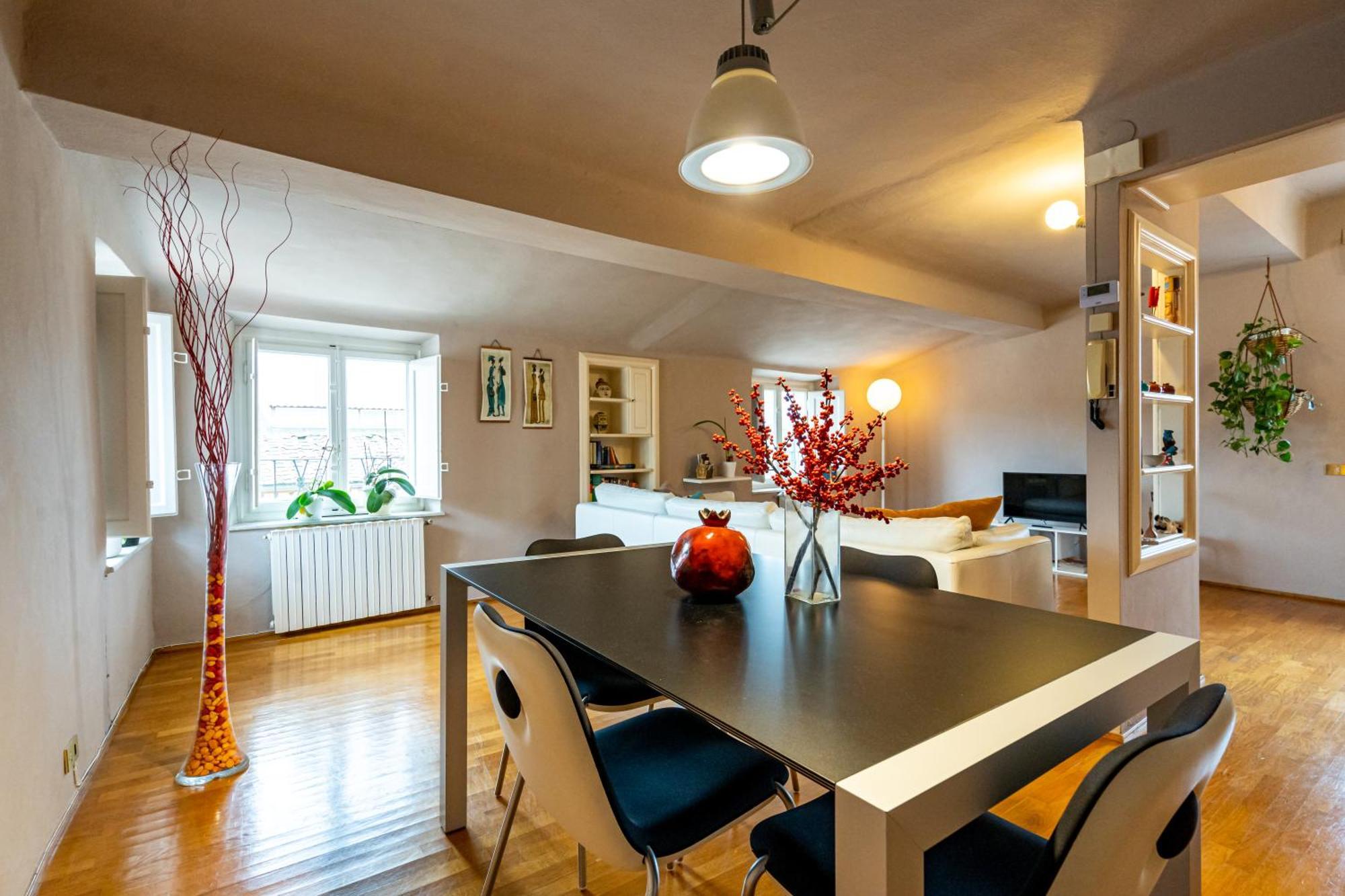 Cozy Apartment With A View On The City Walls Lucca Exterior foto